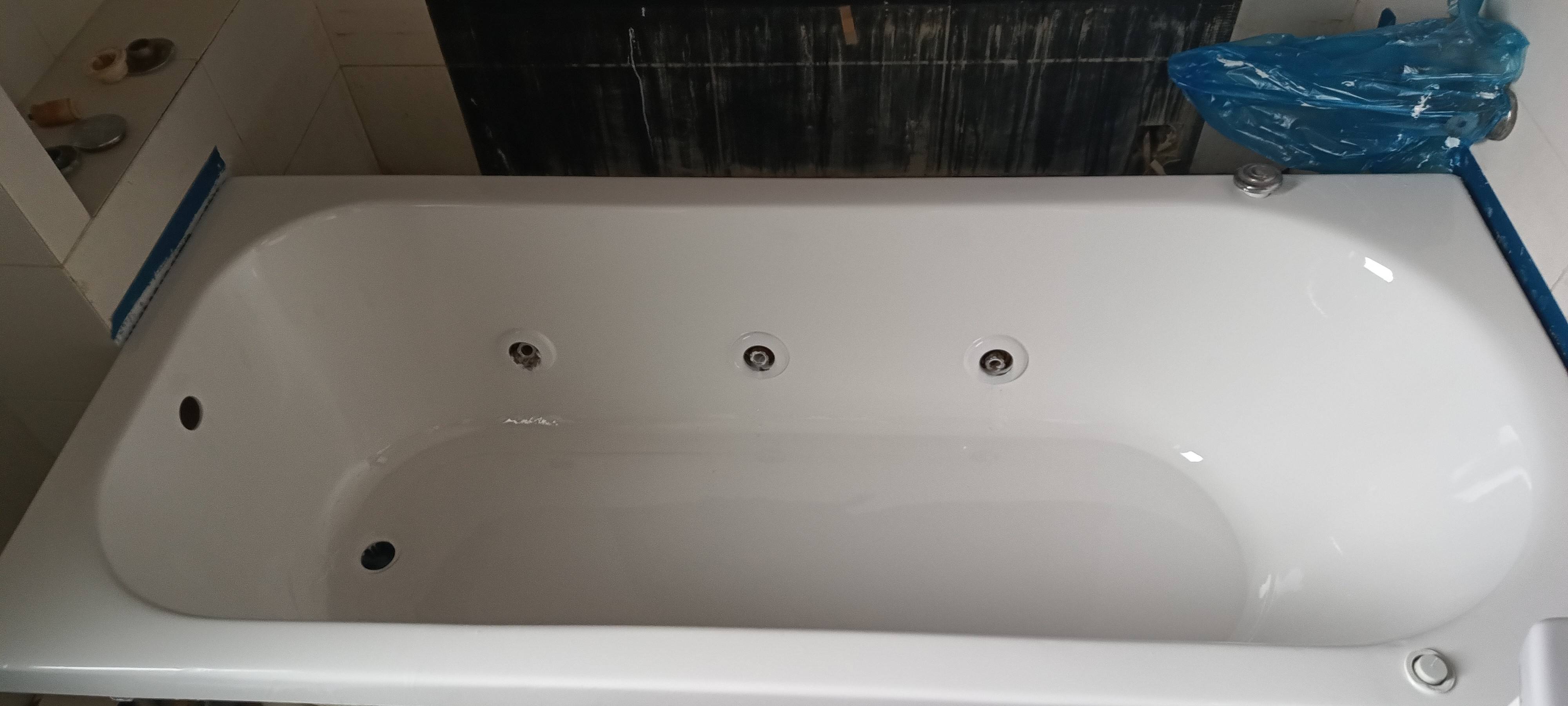 Акрилова ванна  після реставрації